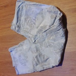 Cabi leaf pants